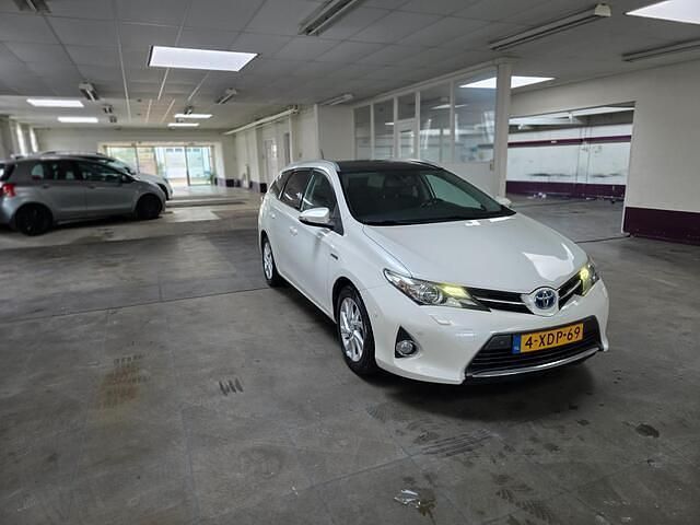 Occasion Toyota Auris Touring Sports 99 PK (72 kW) 2014 Wit Stationwagen