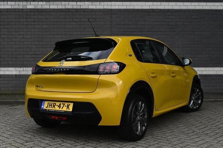 Occasion Peugeot e-208 Active 100 kW (136 PK) 2022 Hatchback