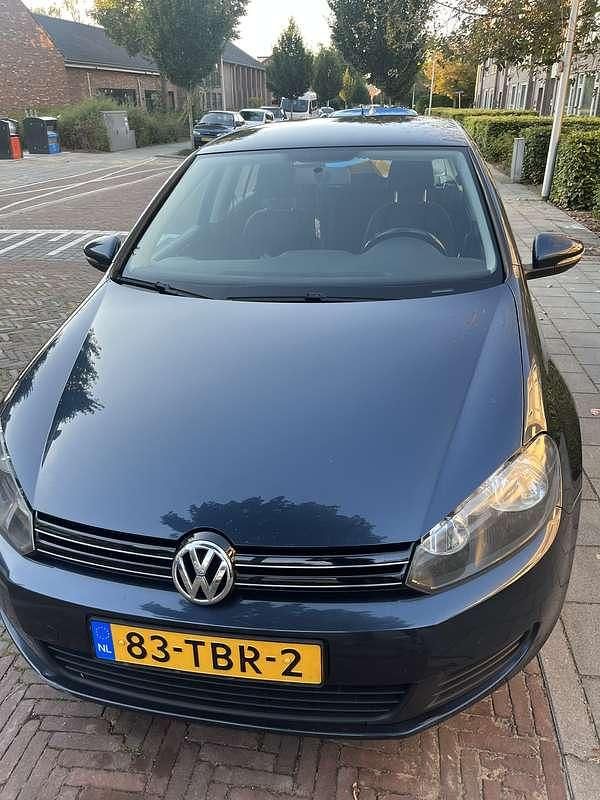 Gebruikt 2012 VW Golf VII Comfortline Sedan | € 3.950 (Eerlijke prijs) - Afbeelding 1/4