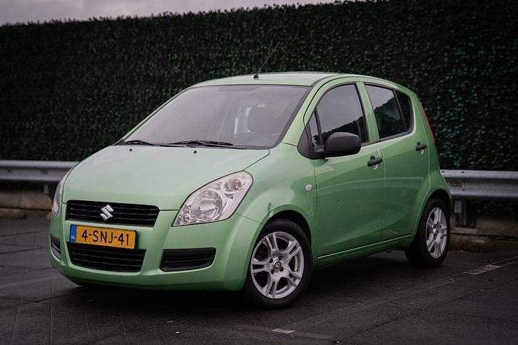 Groen Gebruikt 2008 Suzuki Splash Hatchback | € 1.999 (Goede deal) - Afbeelding 1/4