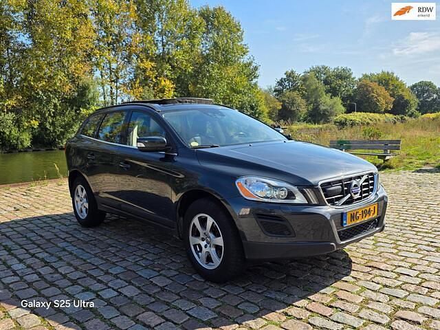 Grijs Gebruikt 2012 Volvo XC60 Summum SUV | € 11.499 (Goede deal) - Afbeelding 1/4