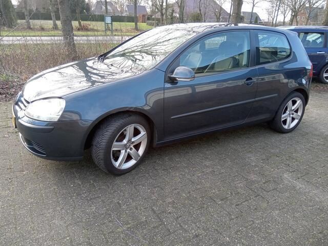 Occasion VW Golf IV 75 PK (55 kW) 2005 Blauw Hatchback