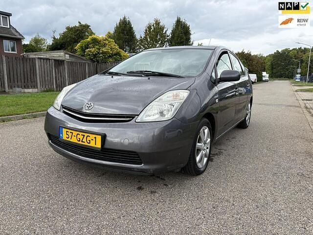 Grijs Gebruikt 2008 Toyota Prius Comfort Hatchback | € 4.950 (Eerlijke prijs) - Afbeelding 1/4