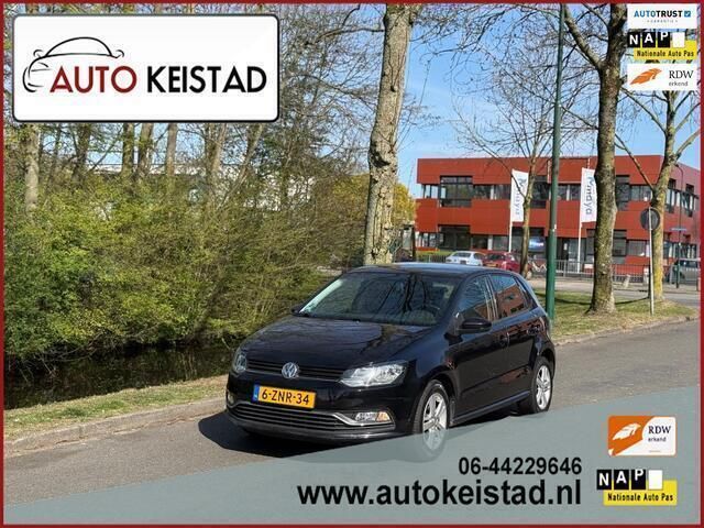 Zwart Gebruikt 2014 VW Polo Highline Hatchback | € 6.900 (Eerlijke prijs) - Afbeelding 1/4
