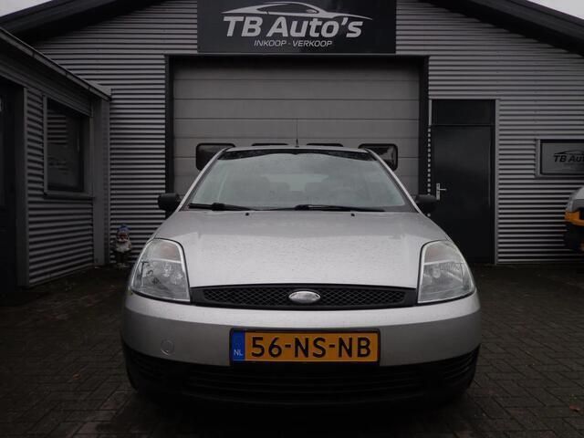 Occasion Ford Fiesta 69 PK (50 kW) 2004 Grijs Hatchback
