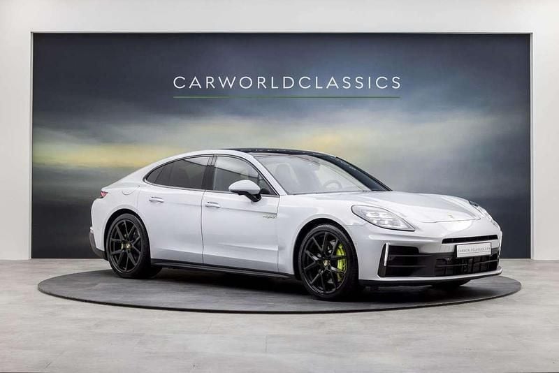 Gebruikt 2024 Porsche Panamera 4 Sedan | € 129.950 (Iets duurder) - Afbeelding 1/2
