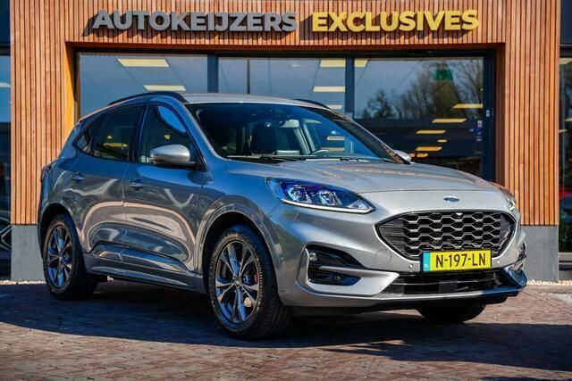 Grijs, metallic lak Gebruikt 2021 Ford Kuga ST-Line SUV | € 21.900 (Eerlijke prijs) - Afbeelding 1/4