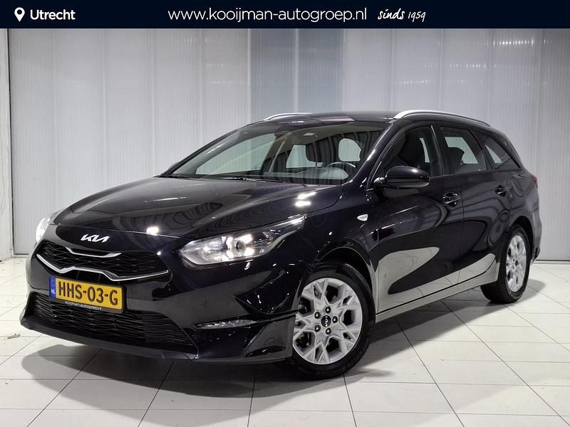 Zwart Occasion 2025 Kia Ceed Sportswagon Comfort Stationwagen | € 26.799 (Eerlijke prijs) - Afbeelding 1/4
