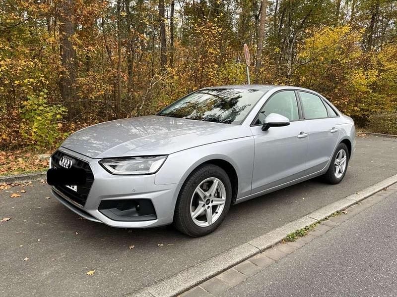 Zilver Gebruikt 2021 Audi A4 Sedan | € 18.500 - Afbeelding 1/4