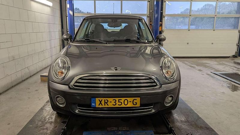 Occasion Mini Cooper Pepper 98 PK (72 kW) 2010 Grijs Hatchback