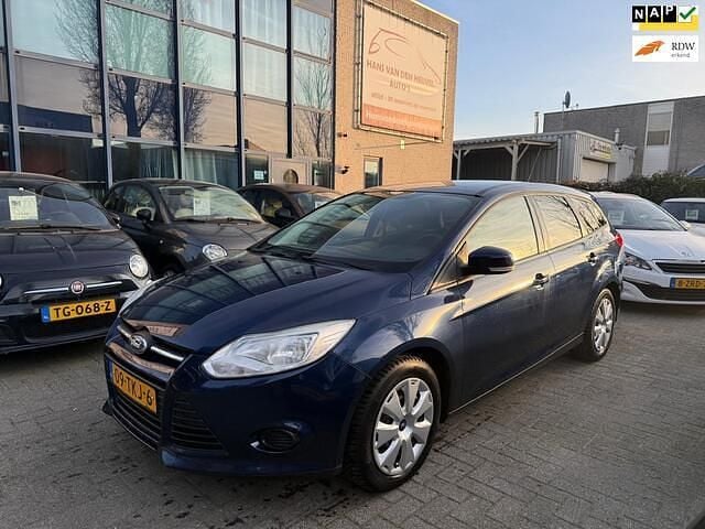 Blauw Occasion 2012 Ford Focus Trend Stationwagen | € 3.995 (Goede deal) - Afbeelding 1/4