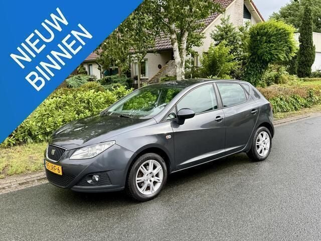 Grijs Gebruikt 2009 Seat Ibiza Style Hatchback | € 2.995 (Goede deal) - Afbeelding 1/4