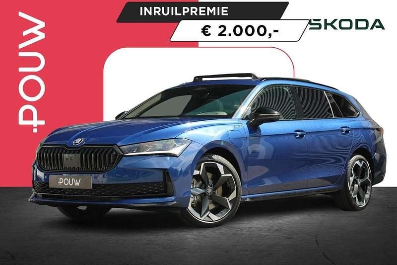 Blauw Nieuw 2025 Skoda Superb Business Line Stationwagen | € 55.250 (Eerlijke prijs) - Afbeelding 1/4
