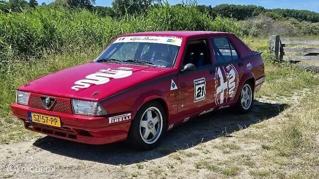 Occasion Alfa Romeo 75 208 PK (152 kW) 1988 Rood Sedan