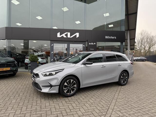 Grijs Nieuw 2025 Kia Ceed Sportswagon Stationwagen | € 34.754 (Eerlijke prijs) - Afbeelding 1/4