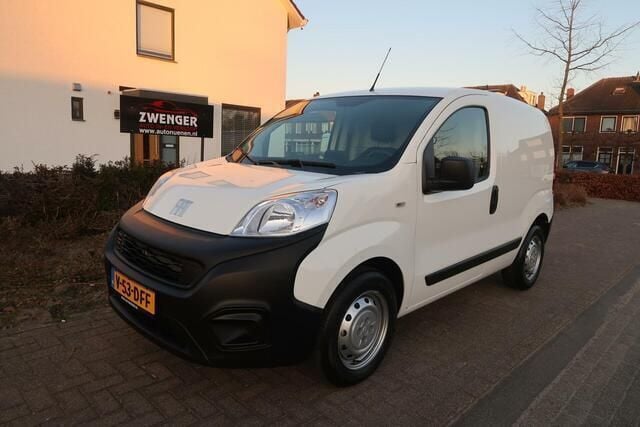 Wit Gebruikt 2024 Fiat Fiorino Van | € 14.250 (Duur) - Afbeelding 1/4