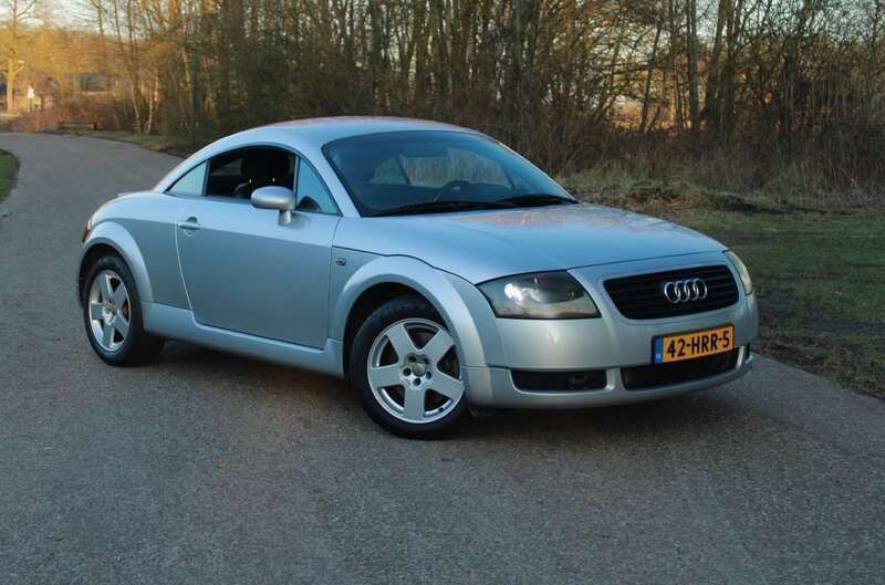 Grijs Gebruikt 1999 Audi TT Coupé | € 2.600 (Eerlijke prijs) - Afbeelding 1/4