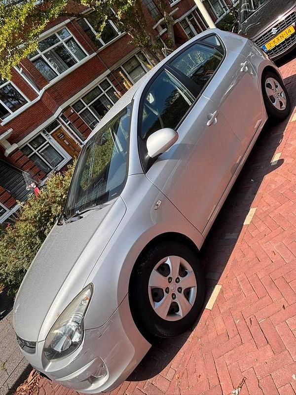 Gebruikt 2009 Hyundai i30 | € 2.700 (Super prijs) - Afbeelding 1/4