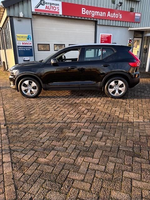 Occasion Volvo XC40 Momentum 156 PK (114 kW) 2018 Zwart SUV