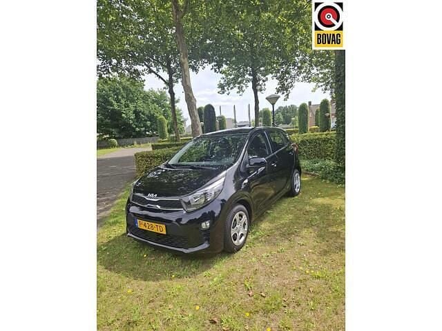 Zwart Gebruikt 2022 Kia Picanto Comfort Hatchback | € 10.700 (Eerlijke prijs) - Afbeelding 1/4