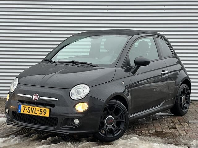 Zwart (metallic) Occasion 2014 Fiat 500C Lounge Cabriolet | € 6.448 (Eerlijke prijs) - Afbeelding 1/4