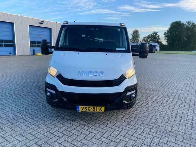 Wit Gebruikt 2016 Iveco Daily Van | € 22.499 - Afbeelding 1/4