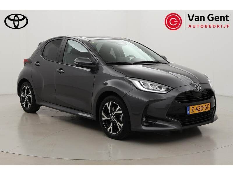Grijs Gebruikt 2024 Toyota Yaris Edition Hatchback | € 24.750 (Eerlijke prijs) - Afbeelding 1/4