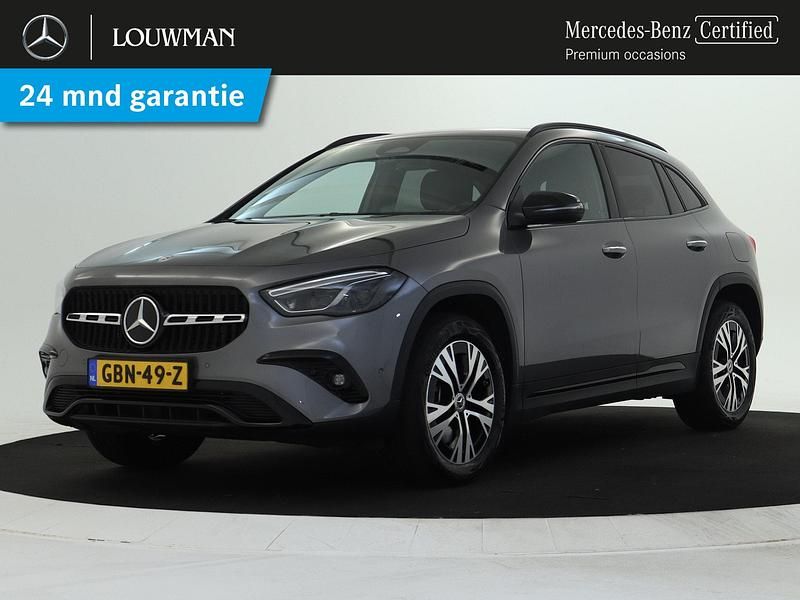 Grijs Gebruikt 2024 Mercedes GLA250 Luxury SUV | € 42.945 (Eerlijke prijs) - Afbeelding 1/4