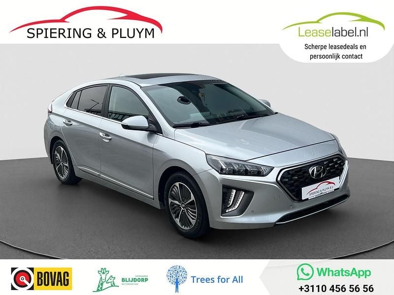 Grijs Gebruikt 2022 Hyundai Ioniq Premium Hatchback | € 20.940 (Eerlijke prijs) - Afbeelding 1/4