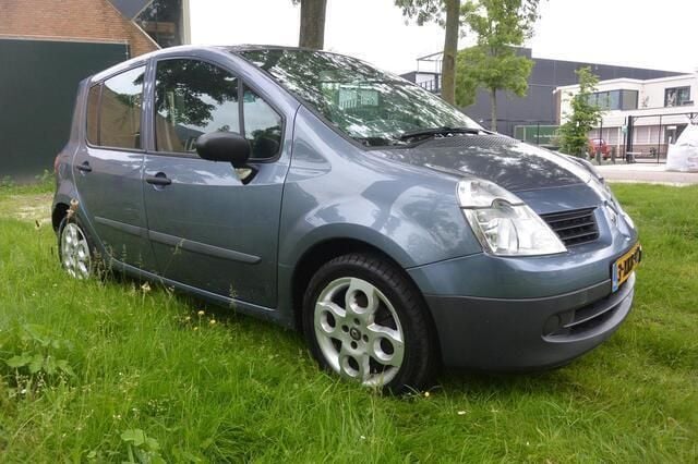 Occasion Renault Modus Expression 75 PK (55 kW) 2007 Grijs MPV