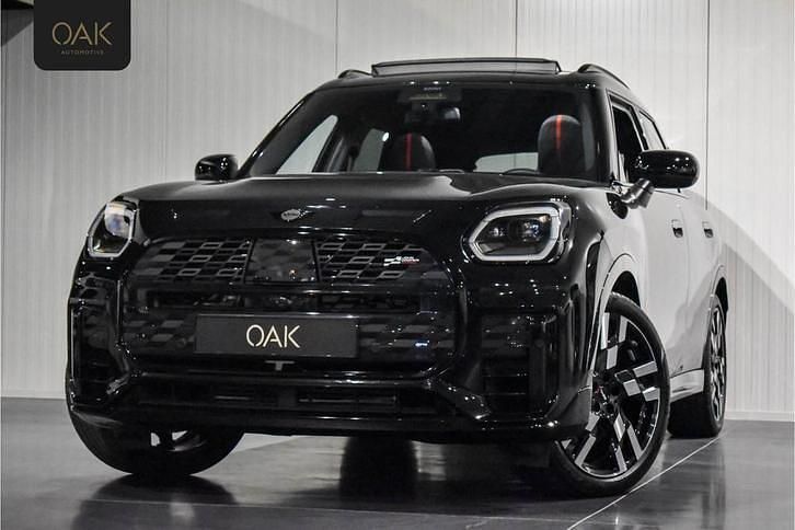 Zwart (metallic) Gebruikt 2024 Mini John Cooper Works Countryman SUV | € 51.900 (Iets duurder) - Afbeelding 1/4