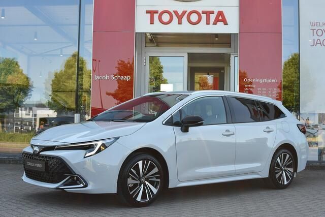Grijs Nieuw 2025 Toyota Corolla Stationwagen | € 43.890 (Duur) - Afbeelding 1/4