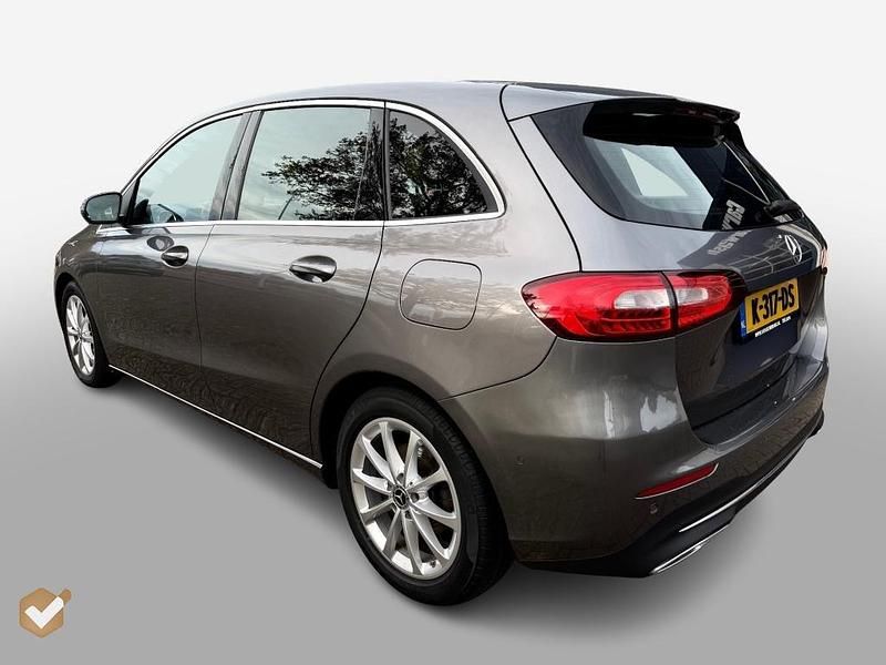 Occasion Mercedes B180 Edition 136 PK (100 kW) 2019 Grijs MPV