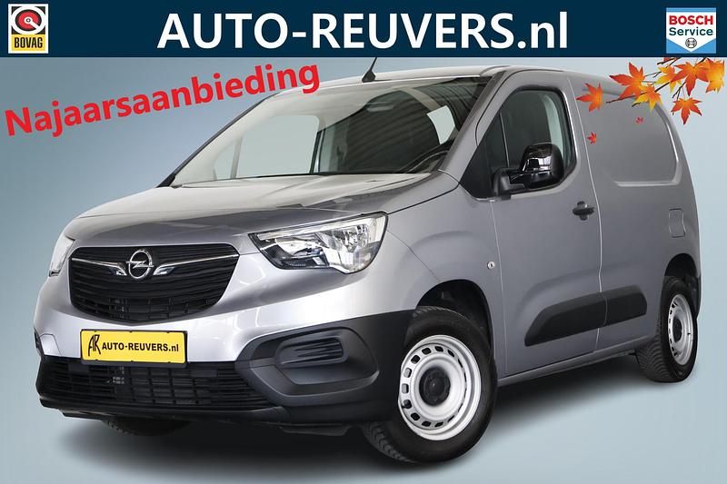 Grijs Gebruikt 2023 Opel Combo MPV | € 19.900 - Afbeelding 1/4