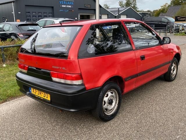Occasion Suzuki Swift GL 53 PK (38 kW) 1998 Rood Hatchback