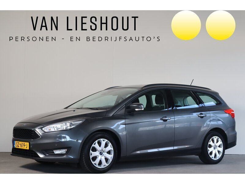 Grijs, metallic lak Gebruikt 2018 Ford Focus Stationwagen | € 9.900 (Iets duurder) - Afbeelding 1/4