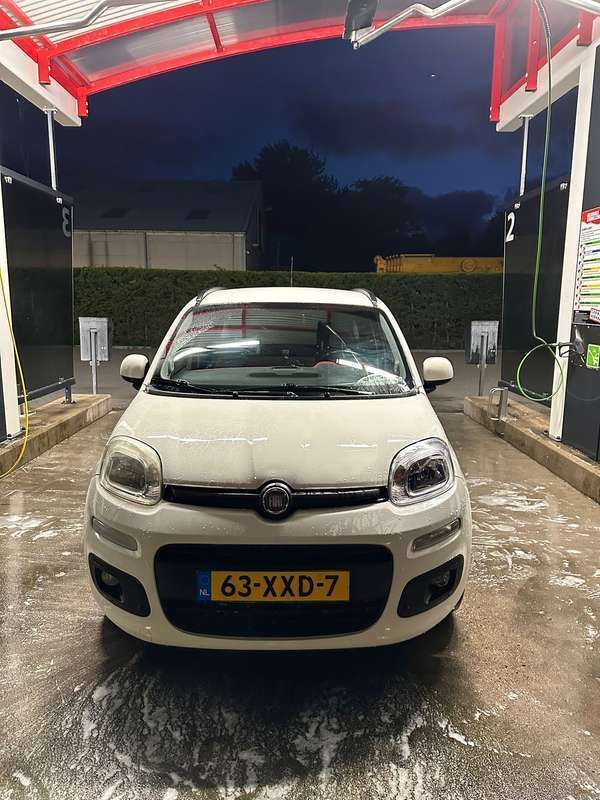 Wit Gebruikt 2012 Fiat Panda Lounge Hatchback | € 4.250 (Eerlijke prijs) - Afbeelding 1/4