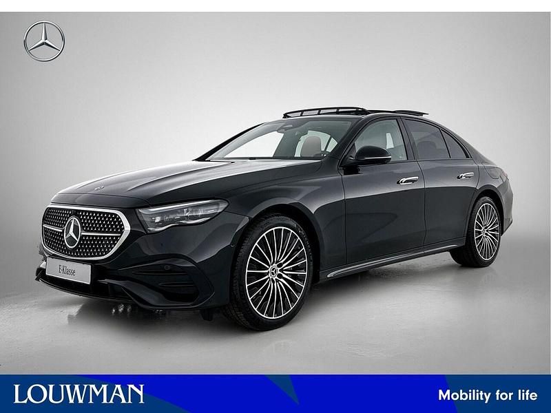 Zwart Nieuw 2025 Mercedes E300 Sport Edition Sedan | € 80.913 (Goede deal) - Afbeelding 1/4