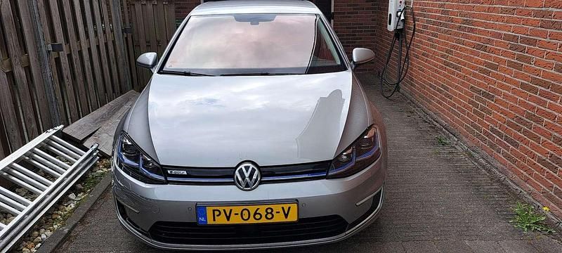 Grijs Gebruikt 2017 VW e-Golf Hatchback | € 8.500 (Super prijs) - Afbeelding 1/4