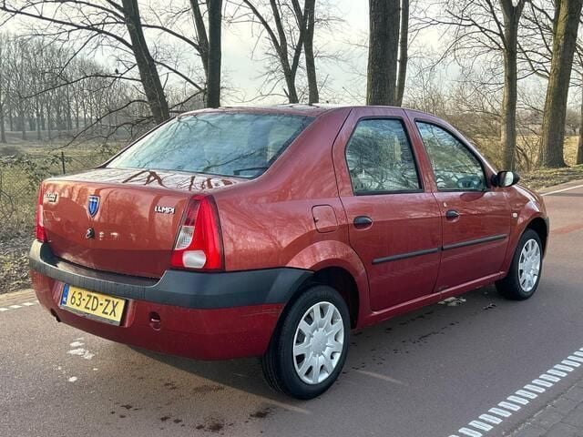 Occasion Dacia Logan Ambiance 75 PK (55 kW) 2008 Rood Sedan