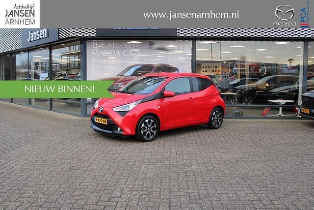 Occasion Toyota Aygo 72 PK (52 kW) 2020 Rood Hatchback