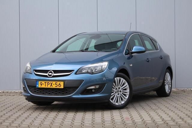 Blauw Gebruikt 2014 Opel Astra Design Edition Hatchback | € 6.499 (Eerlijke prijs) - Afbeelding 1/4