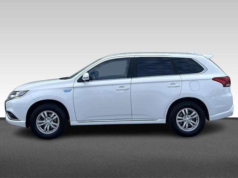 Occasion Mitsubishi Outlander P-HEV 224 PK (164 kW) 2020 Wit metallic SUV