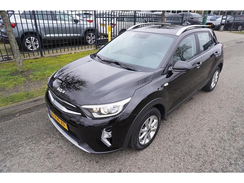 Occasion Kia Stonic 99 PK (72 kW) 2022 Zwart SUV
