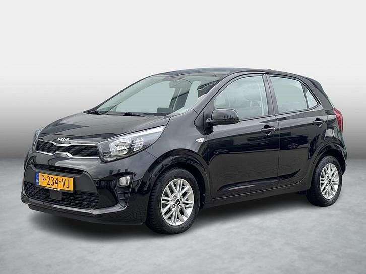 Zwart Occasion 2022 Kia Picanto Hatchback | € 15.989 (Iets duurder) - Afbeelding 1/4
