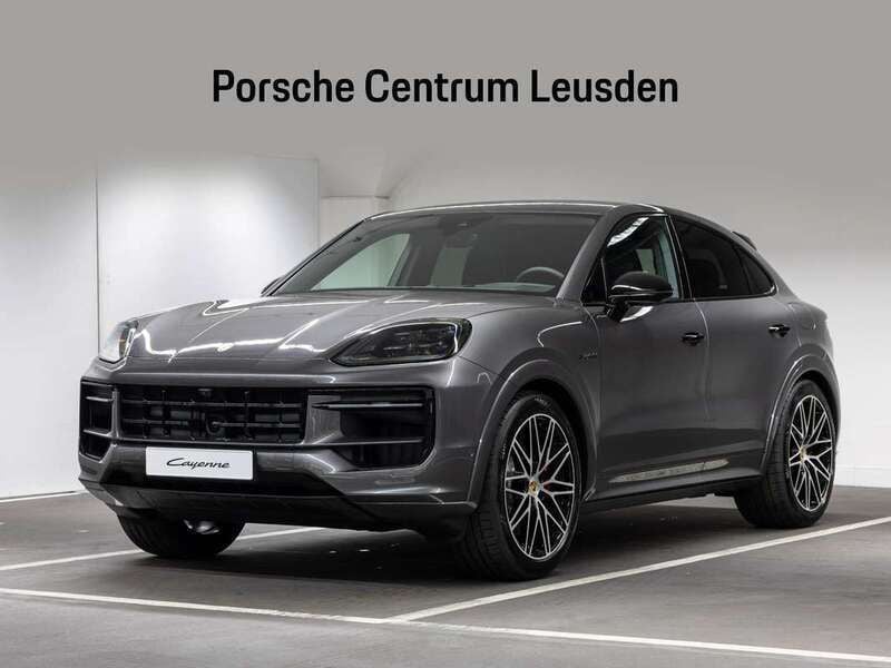 Grijs Nieuw 2025 Porsche Cayenne S E-Hybrid SUV | € 181.658 (Iets duurder) - Afbeelding 1/4