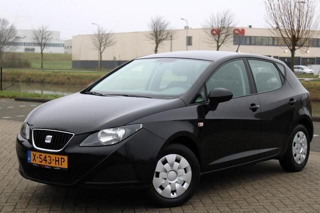 Zwart Gebruikt 2010 Seat Ibiza Comfort Hatchback | € 5.499 (Eerlijke prijs) - Afbeelding 1/4