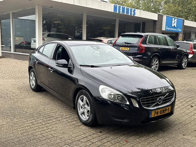 Zwart Gebruikt 2012 Volvo S60 Kinetic Sedan | € 9.700 (Iets duurder) - Afbeelding 1/4