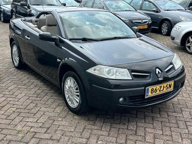 Occasion Renault Mégane Cabriolet 135 PK (99 kW) 2008 Zwart Cabriolet