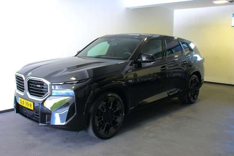 Zwart Gebruikt 2024 BMW XM SUV | € 131.250 (Iets duurder) - Afbeelding 1/4